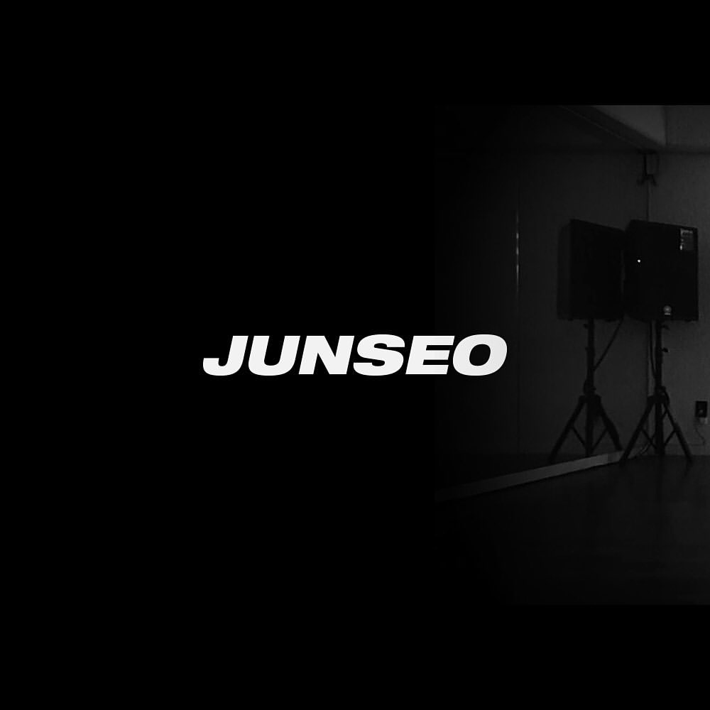 DKBBrazil's tweet photo. [#IG] 07.01.2020 • Atualização no Instagram "official.dkb"

[Cheography] DPR LIVE - TEXT ME | JUNSEO X HARRY-JUNE
-
▶ YOUTUBE : https://t.co/f7dYEPK9sZ
▶ VLIVE : https://t.co/dLVFuG3TDE
-
#다크비 #DKB
#JUNSEO #준서
#HARRY_JUNE #해리준
#Cheography #DPRLIVE #TEXTME https://t.co/CTUvYAmnEZ
