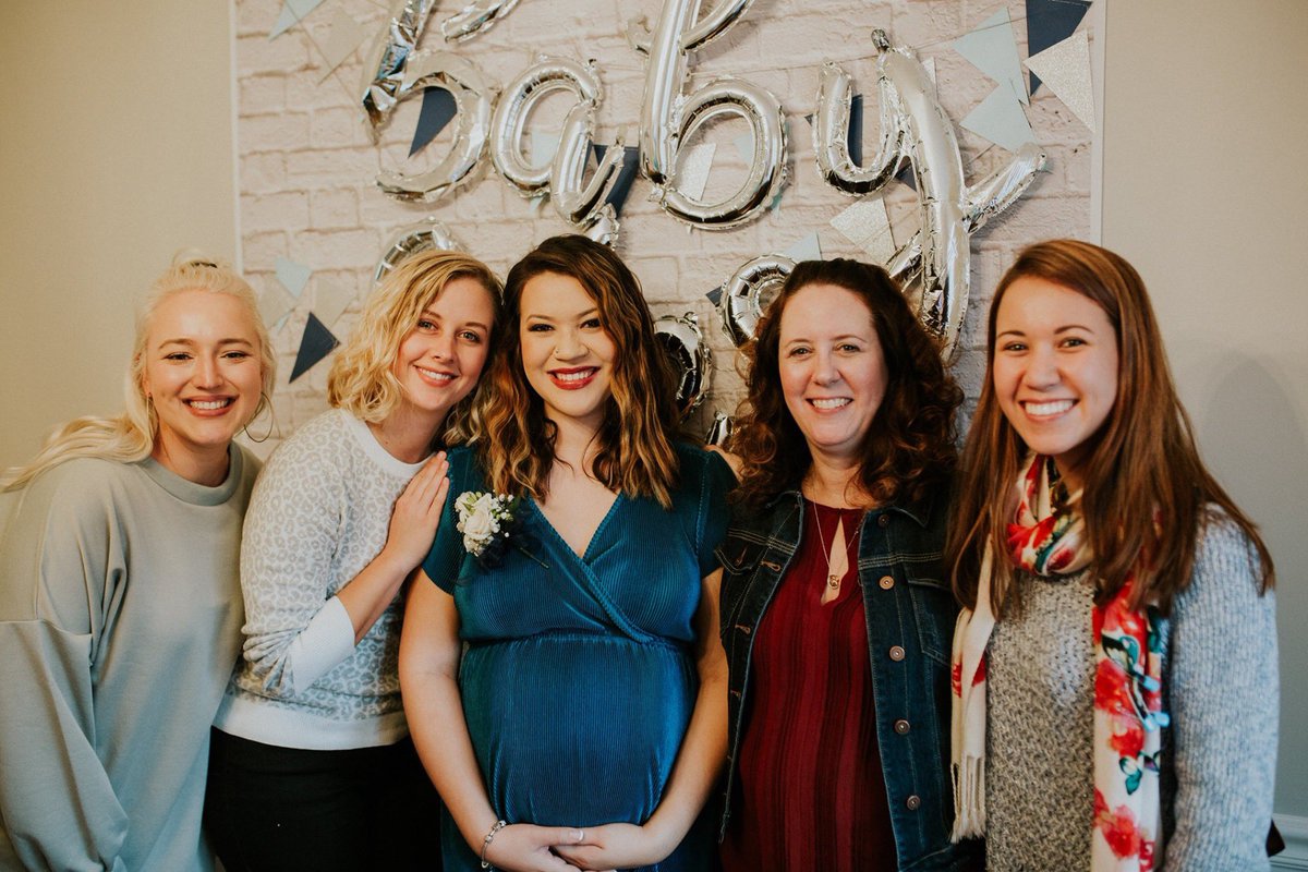 ileana_cates's tweet photo. Popping in to say my mom is pretty amazing and I know she’s going to be an amazing g-ma! 💕 @gracejoyvictory https://t.co/2lZ92JZlSW