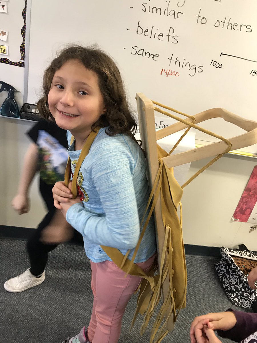 MichelleMuio's tweet photo. Thank you @WCDSBFNMI for sharing and supporting our #Grade3s to further connect their understanding and learning of #FirstNations contributions and life in Upper Canada @staugustinewcd https://t.co/3fTQOt8QJl