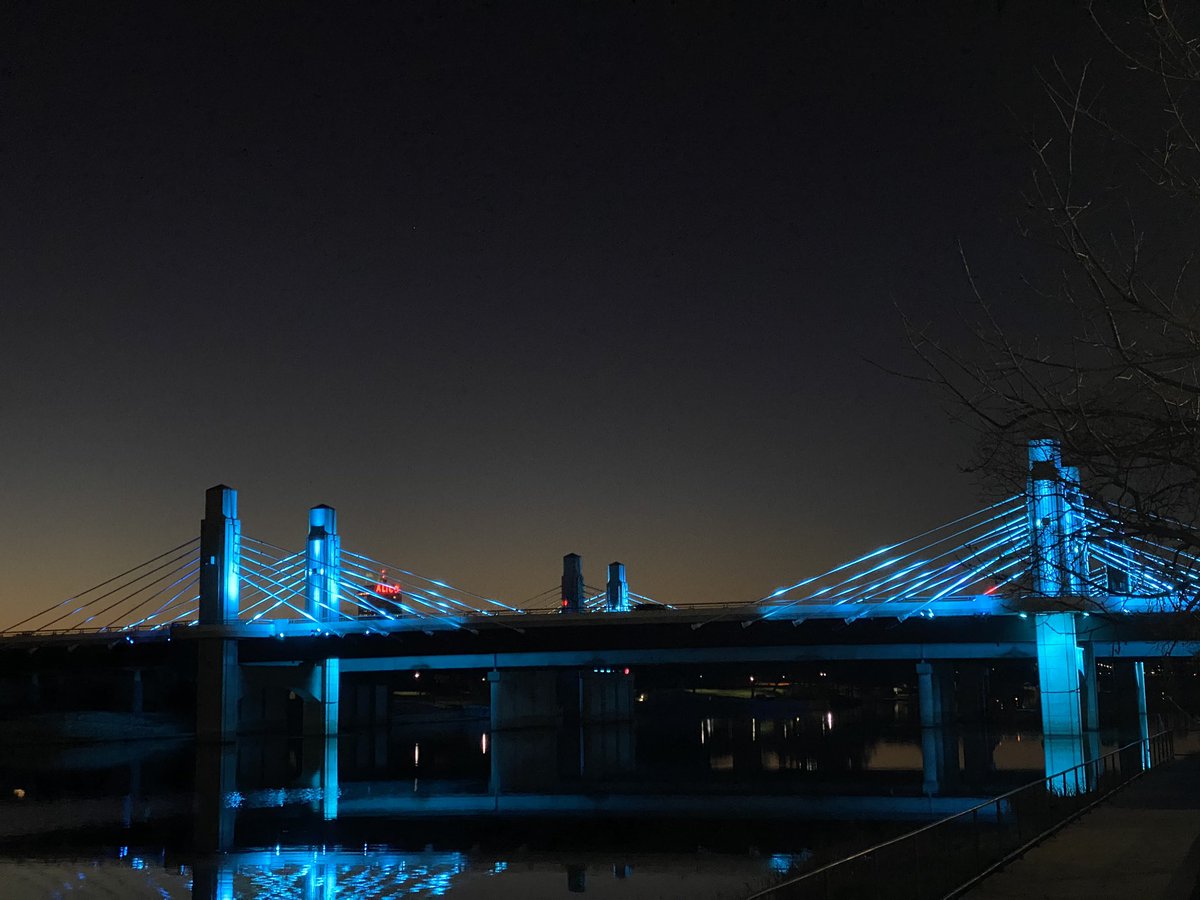 Note the color of the bridge tonight.