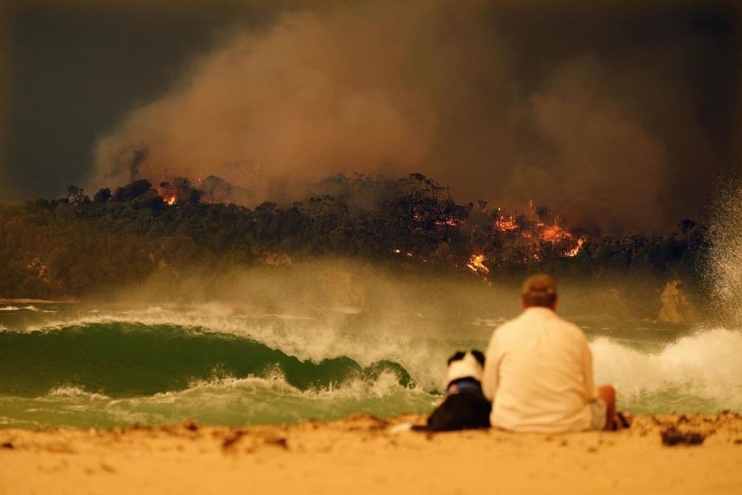 SavourLife's tweet image. We’d love to be wishing you all a happy new year in better circumstances. Although we’re safe here in Sydney, we are absolutely heartbroken seeing the destruction and loss of life that these unprecedented bushfires… instagram.com/p/B7AgRgXnRvf/…
#AustraliaisBurning
 
📷: Alex Coppel