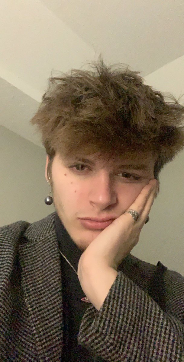 TooKaden's tweet photo. I’m just embracing the eboy look now https://t.co/lrgEYfJFVd