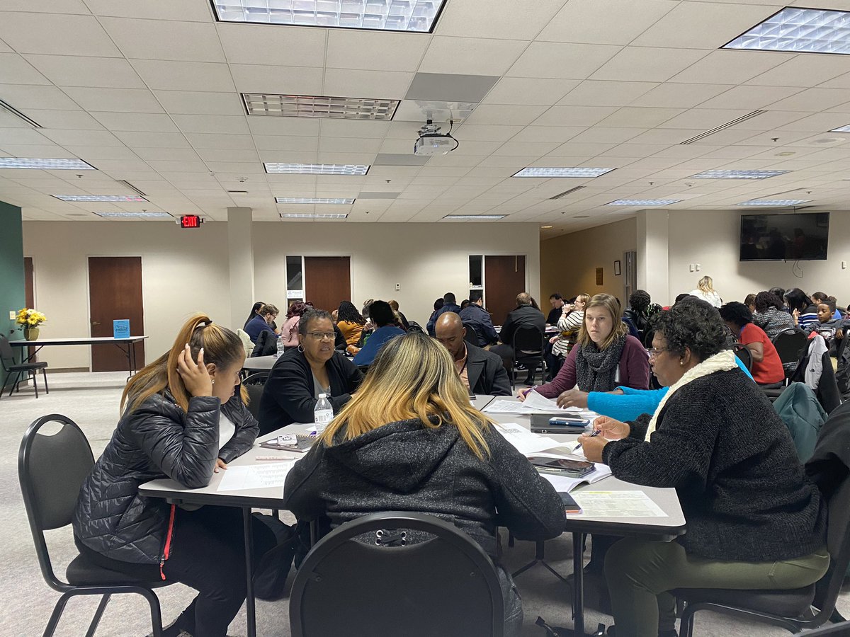 burtonml1974's tweet image. Beginning Teachers learning about IABS. #sharevcs