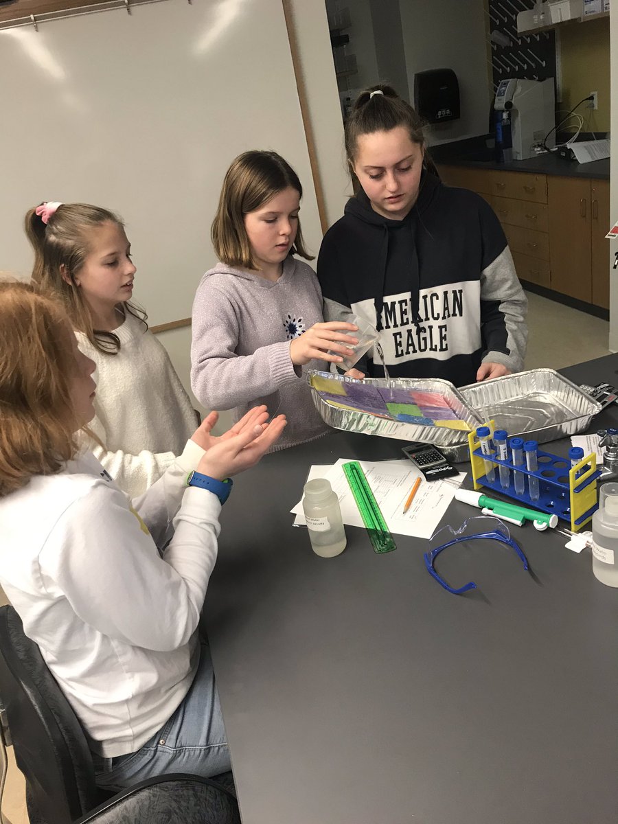 Ms. Roberts tweet media