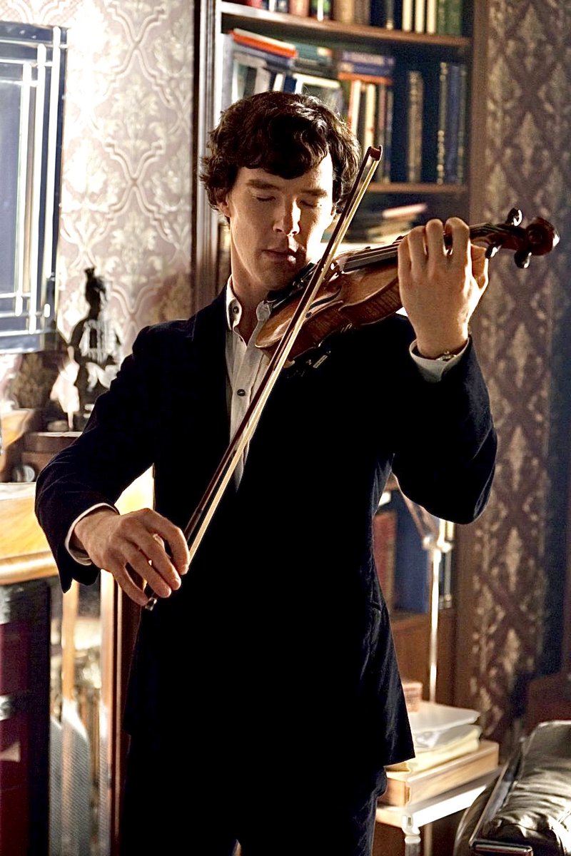 h_f_sociopath's tweet photo. Tutto molto bello ma in lingua originale il caro Ben mi stenderà sempre. GRAZIE #BENEDICTCUMBERBATCH IO SONO QUI CHE TI ASPETTO ANCORA #Sherlock #SHERLOCK5 https://t.co/zE9ltpvETq