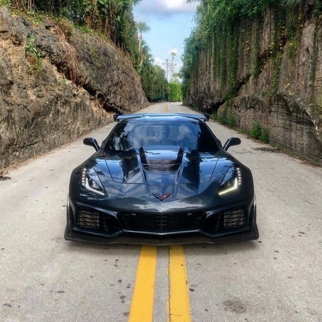 davechevysales's tweet photo. Check out this sweet looking Corvette!
#corvette #corvettez06 #corvettestingray #corvettegrandsport #corvettezr1 #corvettec7r #corvetteclub #corvettec6z06 #corvettefamily #corvettenation #corvette_fans #corvette_dream #corvetteworld #chevycorvette #corvette_zo6 #corvettezone https://t.co/LNTMsQLlQn