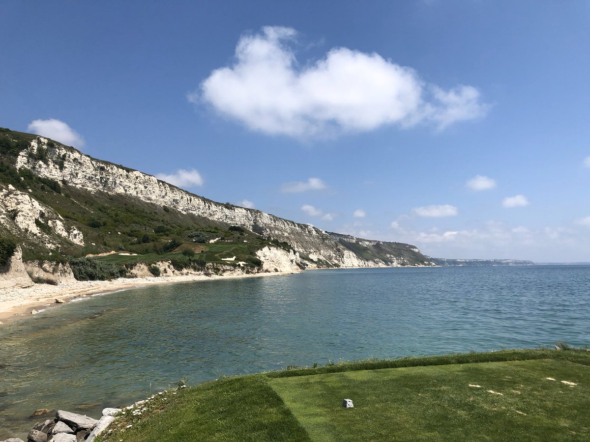 YGTDavey's tweet photo. @yourgolftravel @casadecampo True. This wouldn’t be bad either @ThracianCliffs https://t.co/fP88gRCyJM