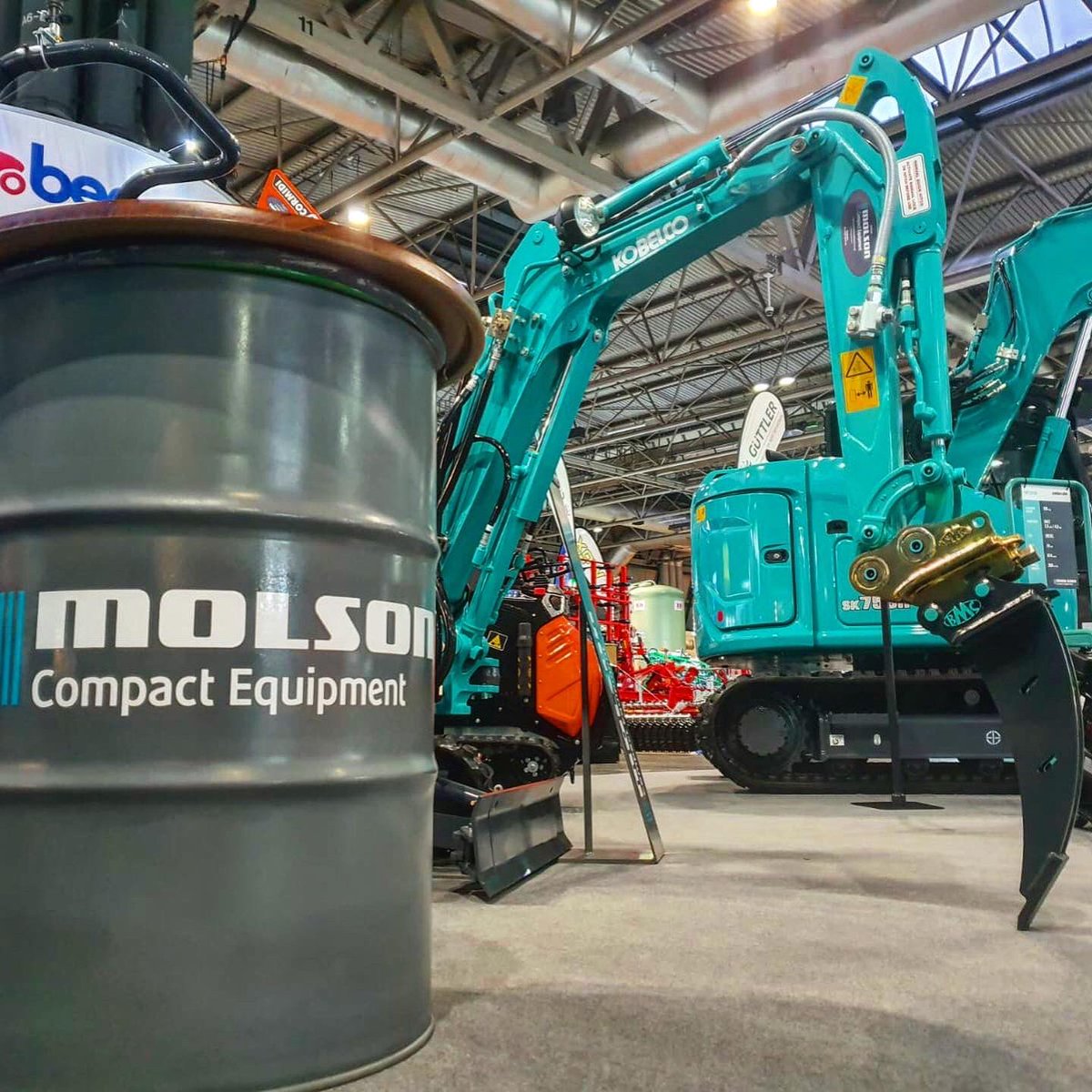 molsoncompact's tweet photo. A busy day on the Molson Compact Equipment stand at @lammashow
A massive thank you to all who visited the stand to see the great range of Kobelco, SMP, Ammann and Cormidi machines on display.
#lamma20 #kobelco #smp #tiltrotator #tilty #excavator #molsoncompact #molsongroup https://t.co/HSvfdEoEdm
