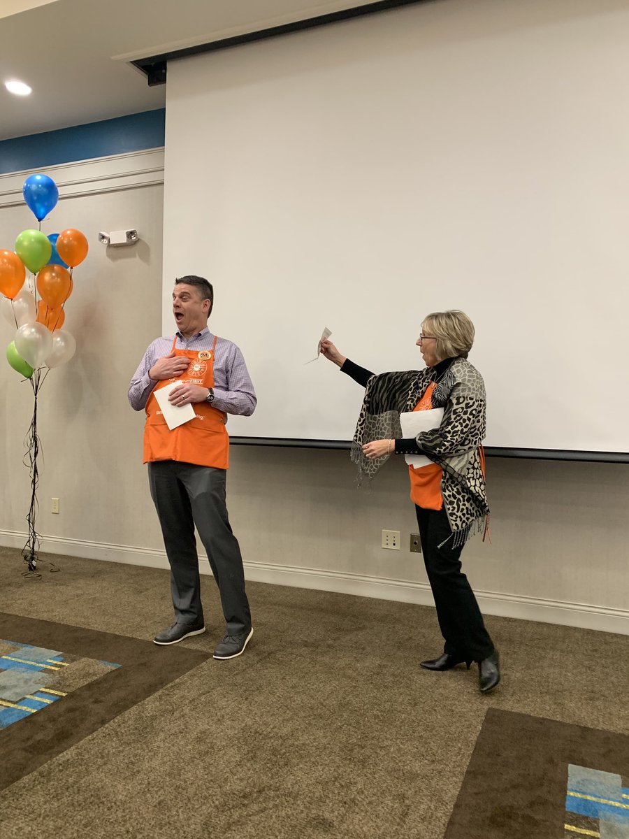 HDHaar10's tweet photo. #AllTheFacesOf @bobsaniga with a well deserved #PlatinumAward #AlwaysLeadingByExample #surprise @kathyraglin840 @WinsorKathryn @troyer_paige @HouleHeather @nate_knowles @JanaVugteveen @mjzizak @Mdross66 @kimwiechert @axt638 @Erin_K_Watson @RLEVASSEUR_HD https://t.co/ukthgUkIxO