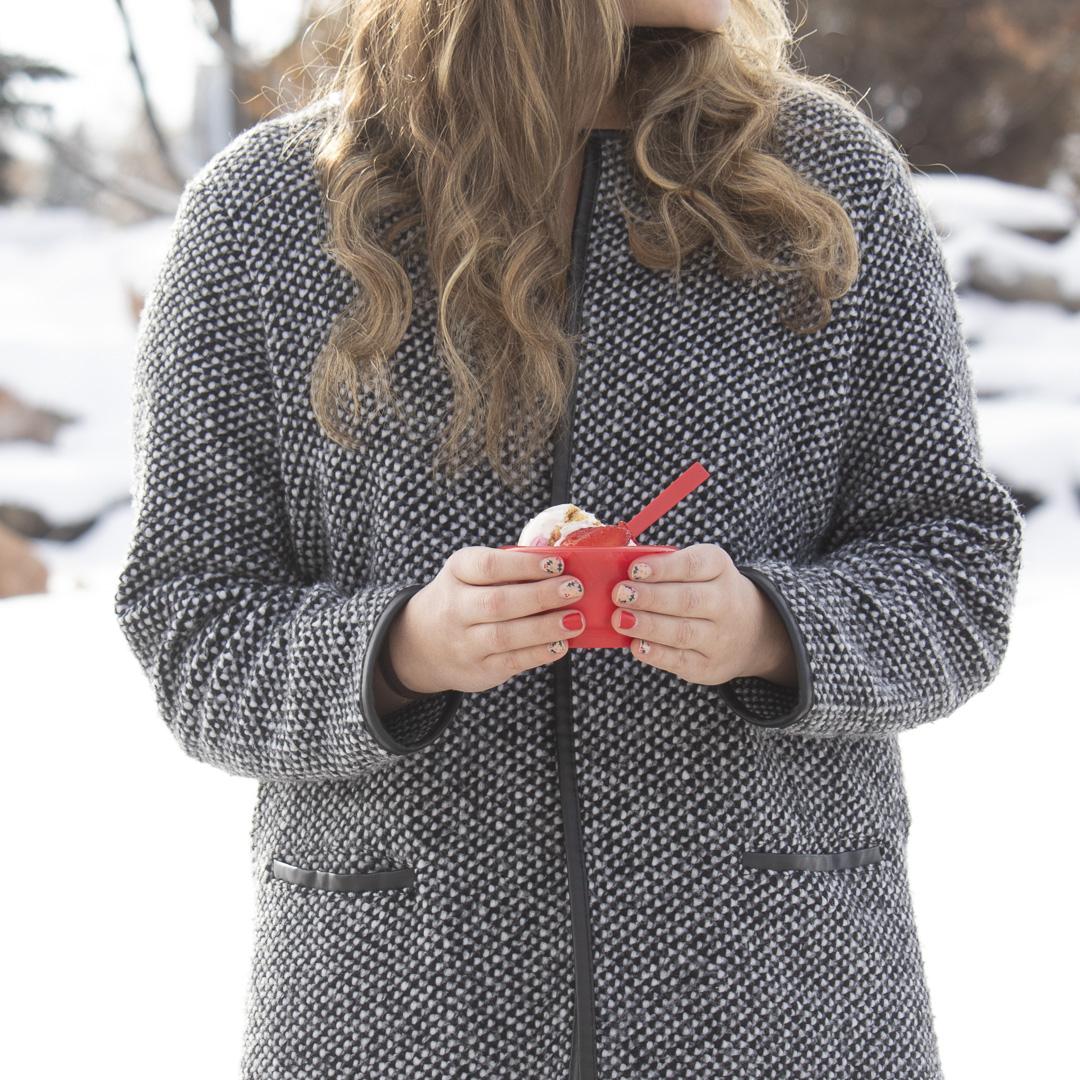 Snow or sun, we are here to help! Send us a direct message or we always have a live chat available directly on our website to answer your questions! 

#gelatocup #gelato #gelatomania #gelatos #icecream #gelatospoon #dessertsupplies#supplycompany