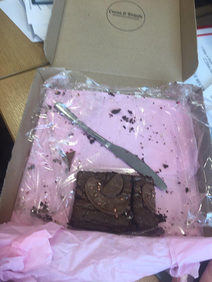 sarahanntait's tweet photo. I’ve been off my work with illness and coming back to some lovely tweets and treats from some fab students past and present is so overwhelmingly lovely ❤️ #theboxwasfull #chocolatebrownies #cocoaanddrizzle #ishared 😊 https://t.co/hfFEqU8uxR