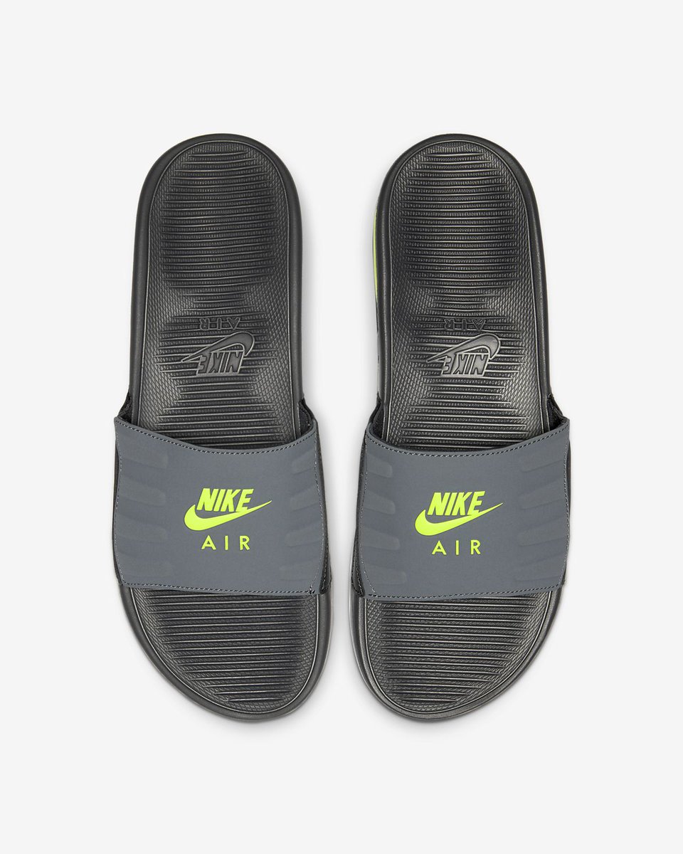 footaction nike slides