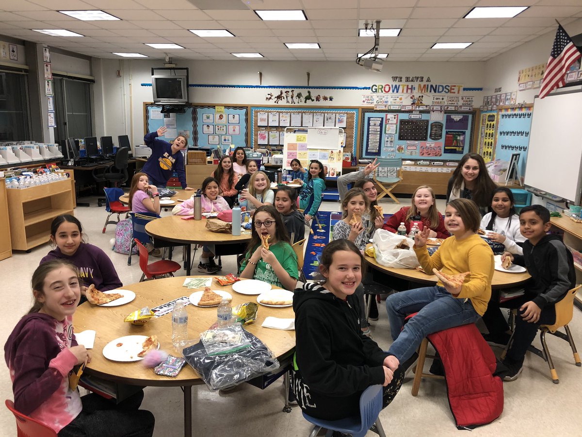 Time to eat! <a href="/WWP_Dalers/">WWP_Dalers</a> #allcountychorus