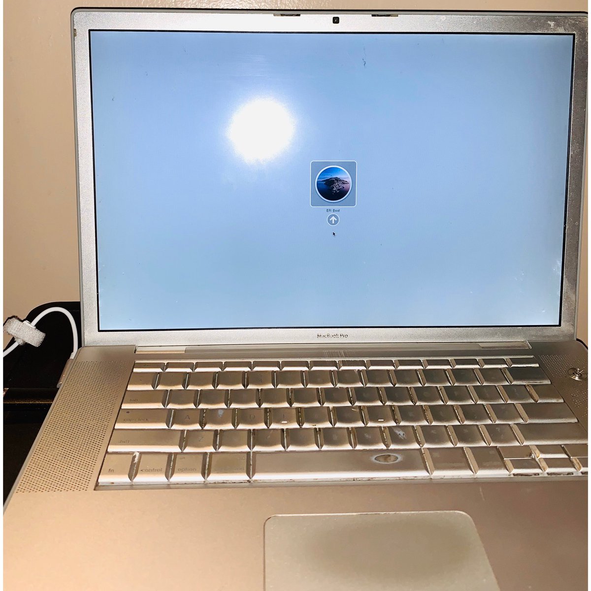 NCR_NYC's tweet photo. #HardDriveReplacement with a Clean-Installation of #macOSCatalina on a 15-inch, Early 2008 #MacBookPro. #NCRNYC #NicksComputerRepairsNYC https://t.co/lpUYCRXZ7V