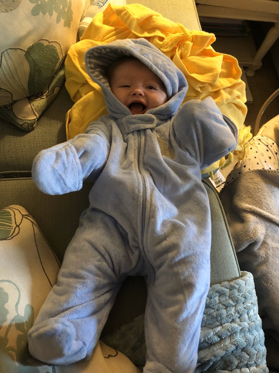 LfromC's tweet image. I’ve been gone so long.... my eldest son, is 4, my middle son is 3, &amp;amp; my youngest is 4 months. Of course they all want their own ponies....coming soon!!💫🦄 #AlphaOmega #WeaponOfChoice