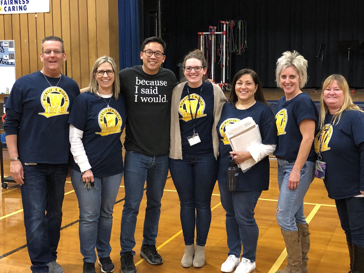 GlauWick's tweet photo. WMS students learned the importance of making and keeping promises today as we welcomed Alex Sheen, founder of ‘Because I Said I Would!’ 🙌🏼#WickPride @WickMiddle https://t.co/HhdXq2EHLx