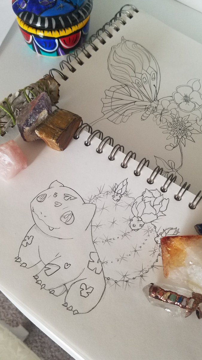 ashbeansupreme's tweet photo. I did some weekly doodles to help me get back into drawing again.
Introduce you to Cactasaur💚🌵
Lmk what you think!
#bulbasaurday #Pokemon #doodle https://t.co/sTQQWvBd3V