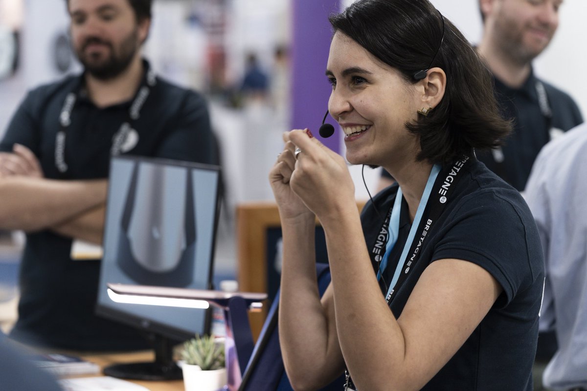 lexilife_fr's tweet photo. Lexilife is here at #CES2020 to showcase its global #innovation #Lexilight! Come and ask all your questions to Paola and the team! See you soon on booth 50441! https://t.co/Vmg89HfXmM