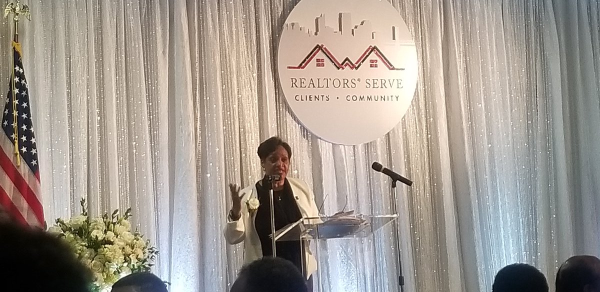 HarvLivingston's tweet photo. Proud of one of the best #service &amp; #sales professionals I know, Judy Covington who was installed as the 2020 President of @SAR_REALTORS Her theme Serve clients AND community. Congratulations https://t.co/VcLM4QZ8dE