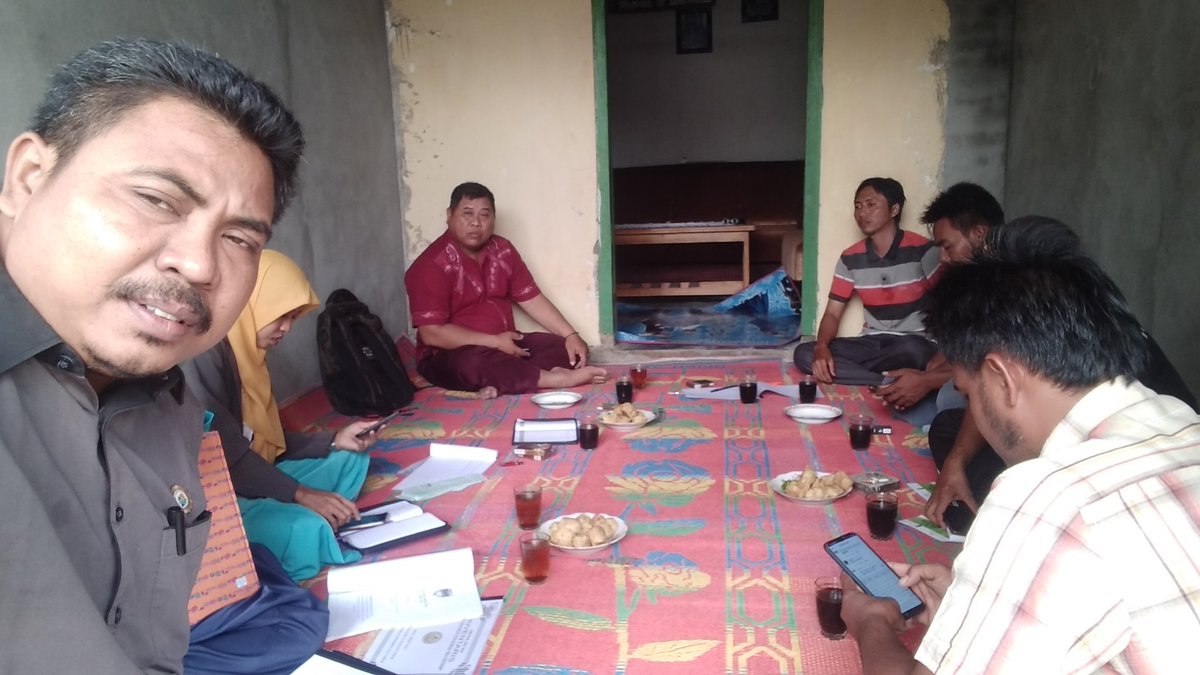 ImamhalimiZ's tweet photo. Fasilitasi dan Pendampingan bersama PLD Dalam RAT, sekaligus Registrasi On line BUMDES Maju Barsama Desa Bukit Mas Kec. BMT
#DesaSurga
@halimiskandarnu
@anwsanusi
@imansyukri
@taufikmadjid71
@fachrilabalado 
@SukoyoKasekpro
@zella0602
#TPPSumsel
#TPPOkutimur
#KecBuaymadangtimur https://t.co/SW9JWOJf5W
