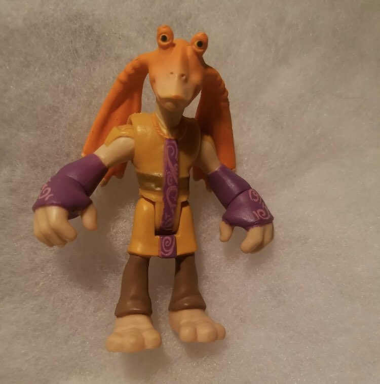 I literally just bought a Jar Jar BUT THIS ONE IS SO CUTE AND HAS SUCH A KIND FACE