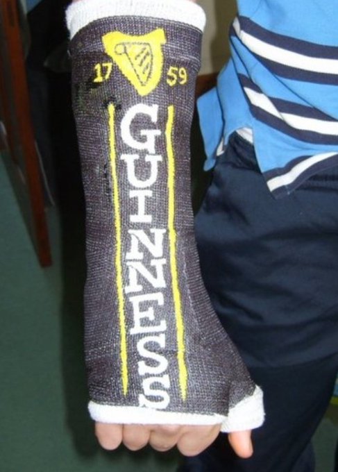 ギプスのtwitterイラスト検索結果