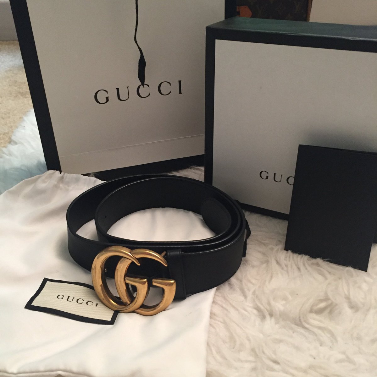 selling gucci belt