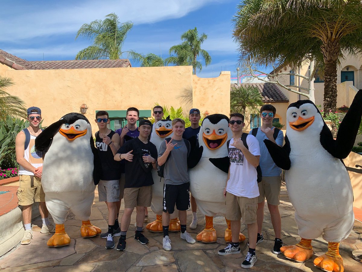 MMHSDECA's tweet photo. Only 27 days until we chill with the Penguins again!!!!🤙🏝 https://t.co/1bYhzqMJdC