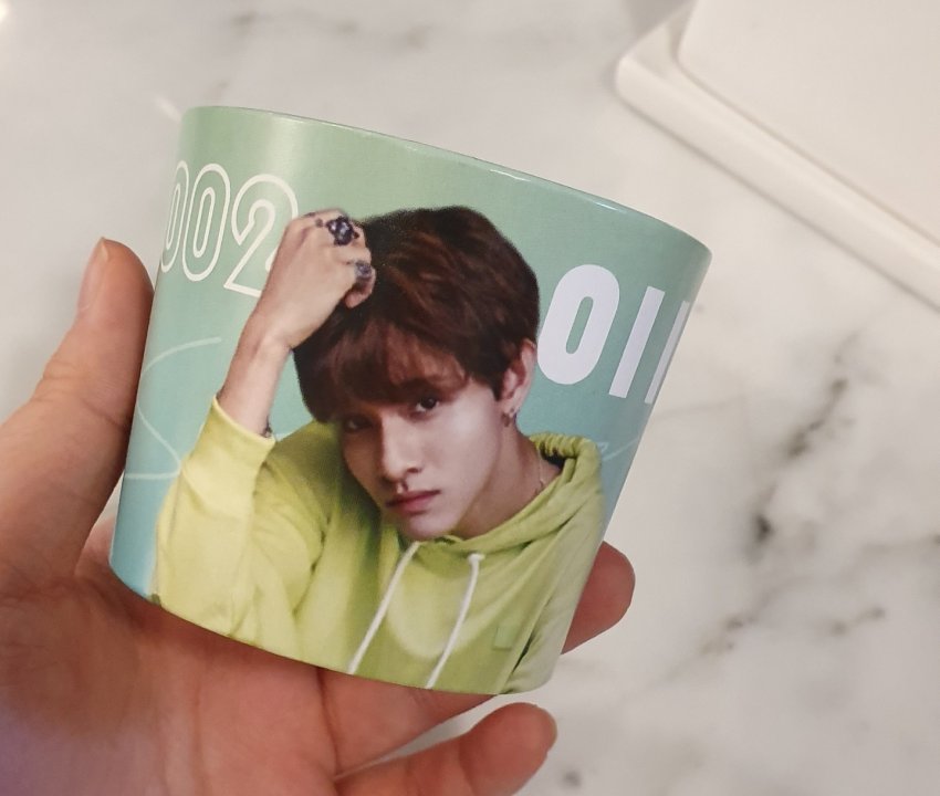 DCgall_samuel's tweet photo. 카페 방문하시면 다양한 사무엘의 사진들이 가넷을 기다리고 있습니다🥰
그리고 가넷 특전포카 챙기는거 잊지마세요💕 https://t.co/9WmH9dk1oU