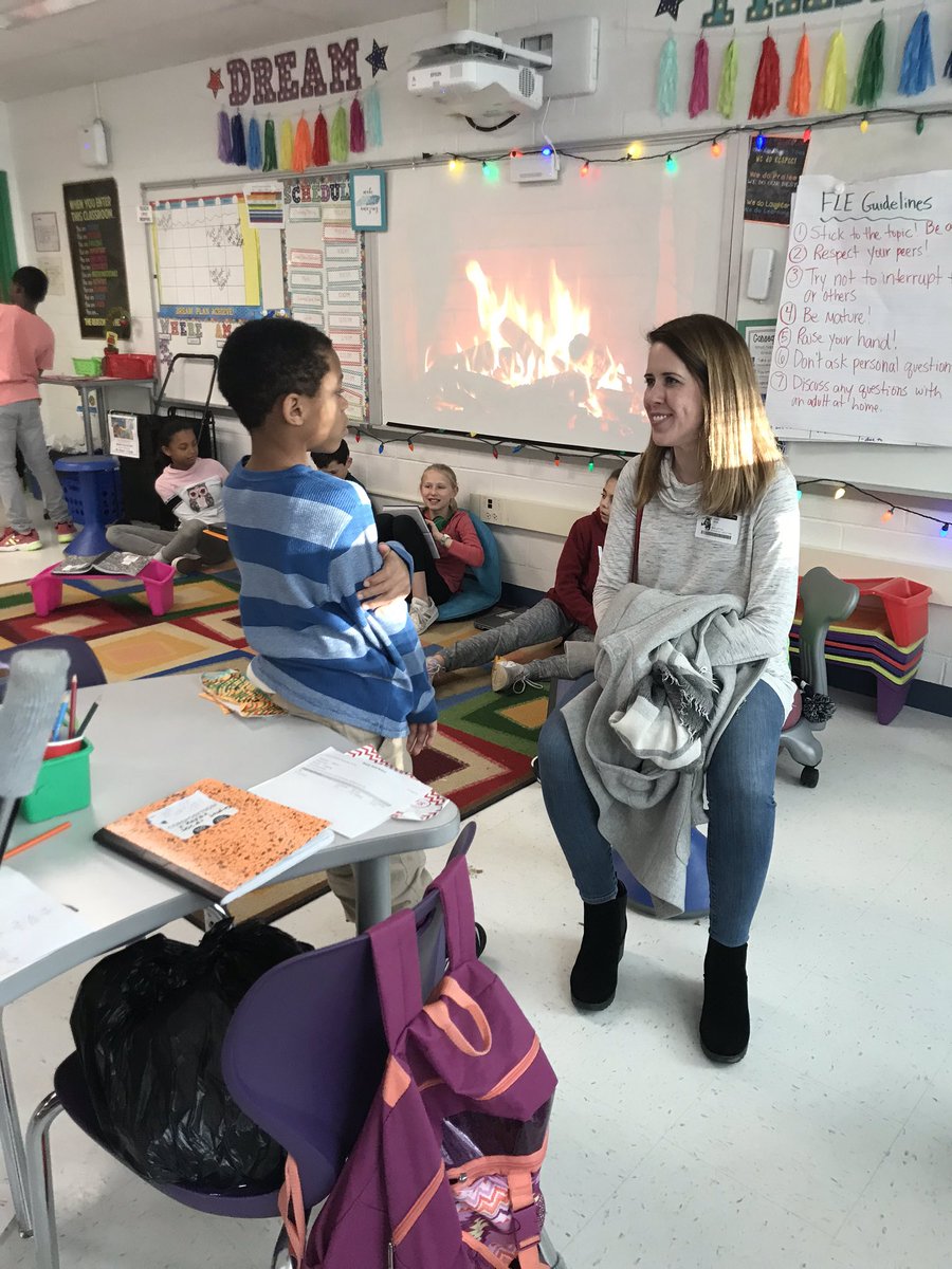 MrsWagner5th's tweet photo. Before holiday break, @MrsWagner5th got an amazing surprise visit from @CounselorACS!! We were all so excited to see her! We miss her so much at @StratfordLndgES ❤️ https://t.co/jS57CZGcl6