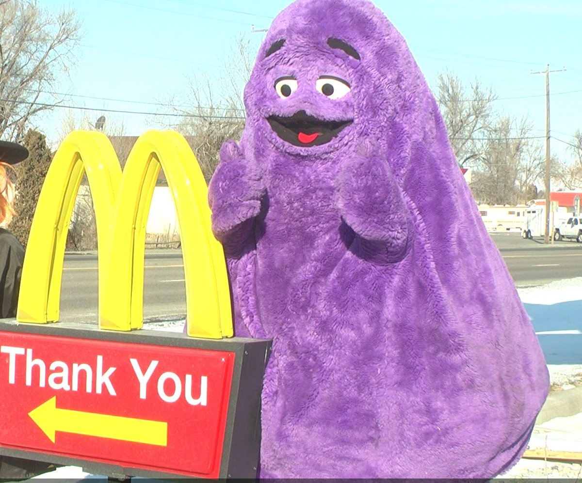Super70sSports's tweet image. You ask me, McDonald’s isn’t utilizing Grimace properly anymore. When was the last time he had a key role? You have a stud on your team, you find a way to get him the goddamn ball.