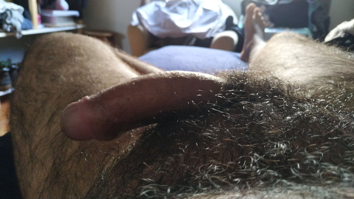 Ldbears's tweet photo. Æspera de um cafuné  🖤🐻 https://t.co/iOnKvjPXvB