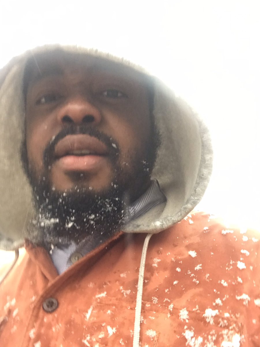 WilNobles's tweet photo. Send real snow gear plz #snowmore? https://t.co/jcG2RCRBHt