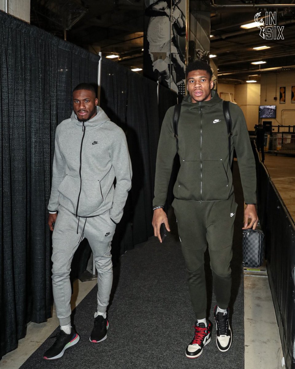 giannis tech fleece