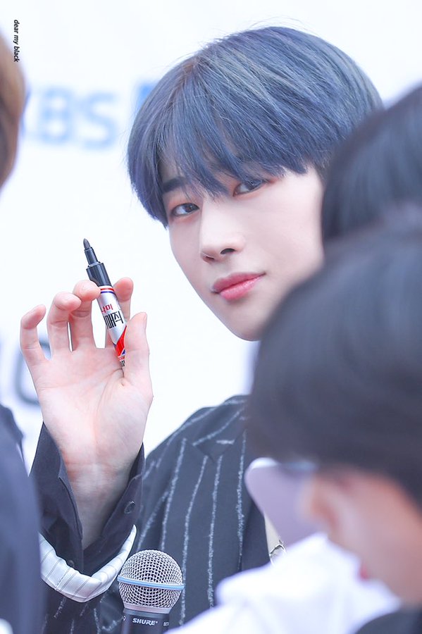 Ryeonseung3007's tweet image. #엑스원_새로운_시작
#no_disband_X1 
#X1_new_begining 

Mas satyanya Meiri... Sehat terus ya