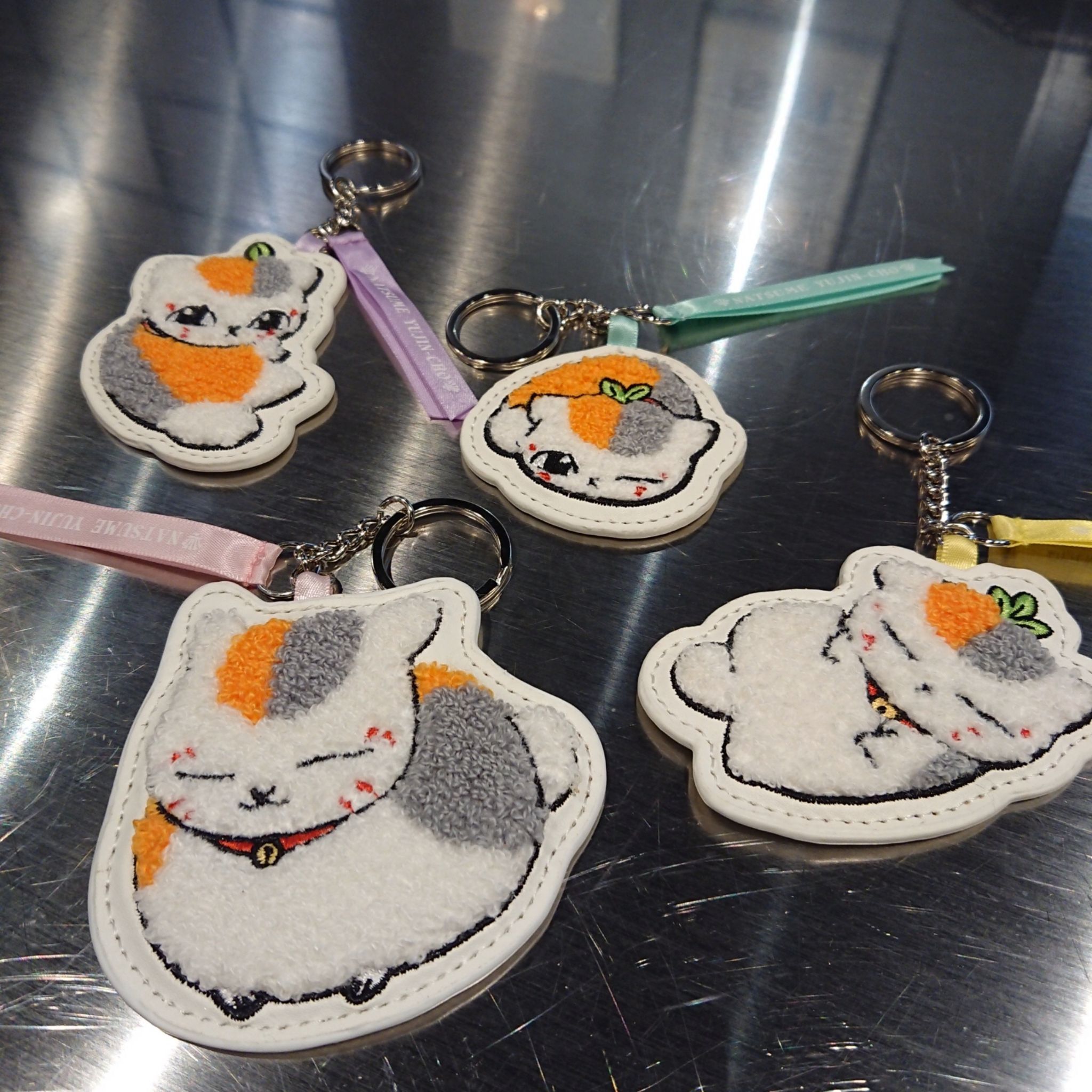 夏目友人帳展 サガラ刺繍キーホルダー トリプルニャンコ先生 3号
