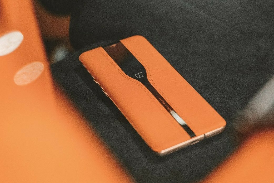 OnePlusHype's tweet image. This is the OnePlus Concept One !!!
#OnePlusHype #CES2020