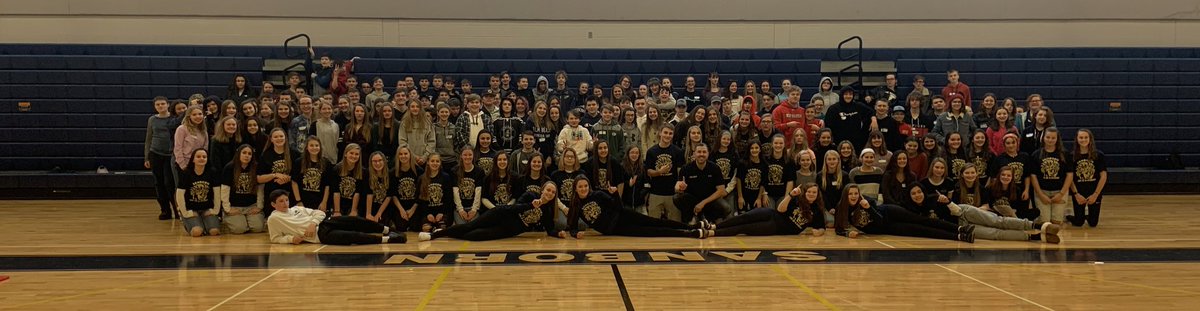 Sanborn_LOS's tweet photo. What a great event for our first @leadmeup Mentor Day with the 8th Graders. Our @Sanborn_LOS mentors did a great job leading them in exercises and our MC @ABradley5 helped lead the discussions. On our way to building a #Greenteam School! https://t.co/HgIeJqyiM1