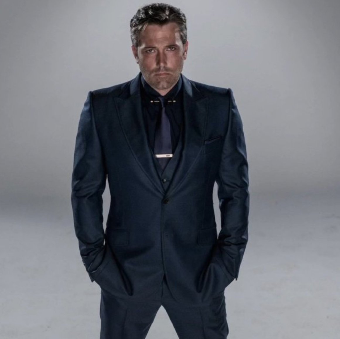 GoldenParmesan's tweet photo. Ben Affleck as Bruce Wayne is the definition of perfect casting https://t.co/1YLkFex4Sg