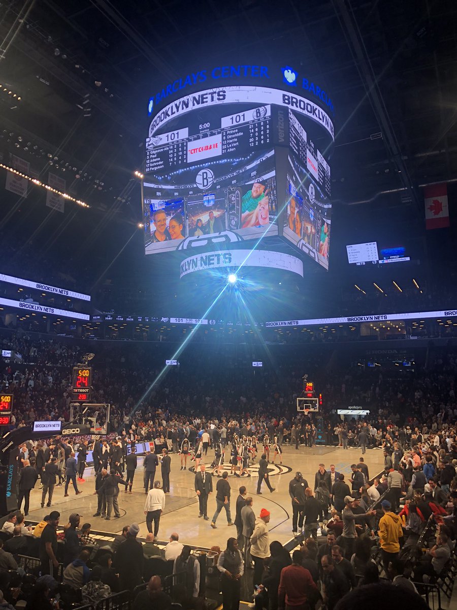 OKCWingman's tweet photo. @OKCNightCourt #overtime button works in brooklyn! https://t.co/tDcfU71ePf