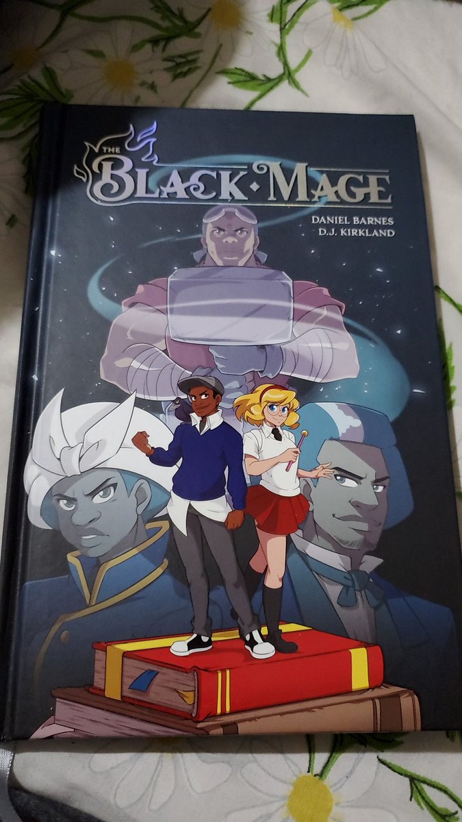 twogunz81's tweet image. I finally read #TheBlackMage @OhHeyDJ @Danny8bit I bought it at #NYCC2019 yall really good like really really good is there gonna be anymore stories coming I genuinely enjoyed it .