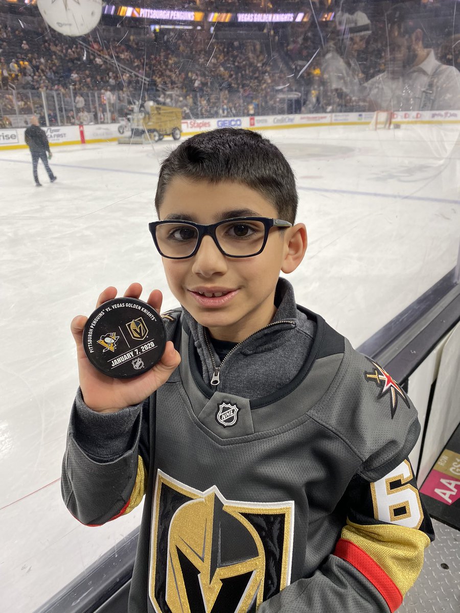 Salsaa_Stylez's tweet photo. Update..... Roy tossed Alex a Puck!!! He’s a happy Birthday Boy! https://t.co/Gzq2Gg6zWs