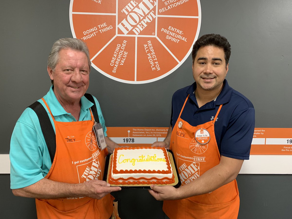 LBC_Katt's tweet photo. Congratulations to the newest members of our leadership team!!! Alex D23 and Trey D27 #NewlyPromoted #MyArborWalkTeam #CongratsNewDHs @AccAreta @realbruce58 @Enrique08996751 @TJones0927 @SamSamudio3 @GirardDoesStuff @Margret99053081 @TexasSnapshots @CalebCXB61T3 @khrystenk https://t.co/xjzHql059Q