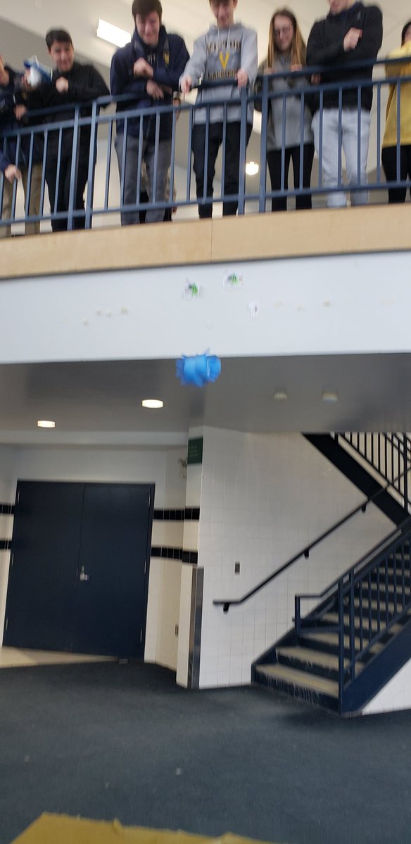 RotoliScience's tweet image. Block 3 Egg Drop - so much egg exposed and yet NO breakage! Outstanding! Bonus action shot for fun. :)