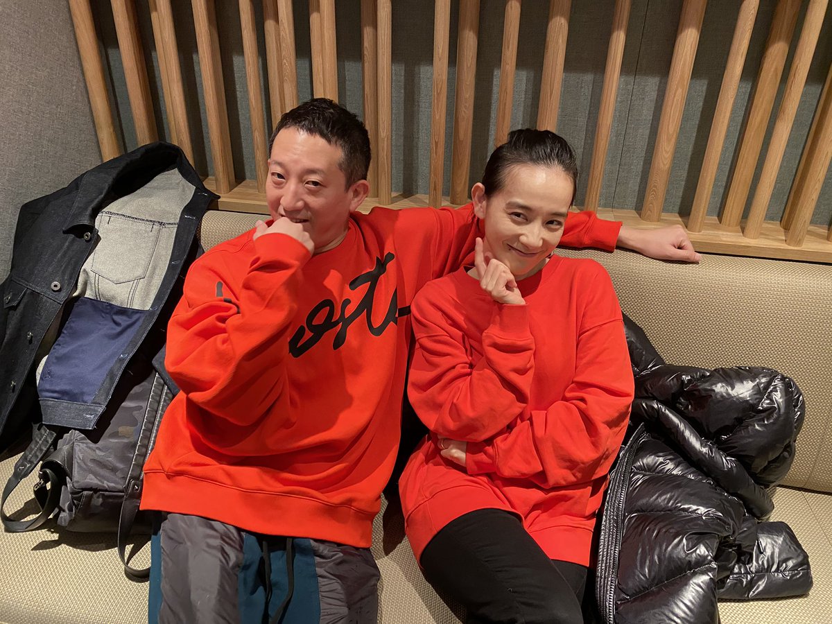 佐藤貴史 Tren Twitter スタジオでペアルックのダサいカップル発見した おめでとう みいつけた ぺあるっく