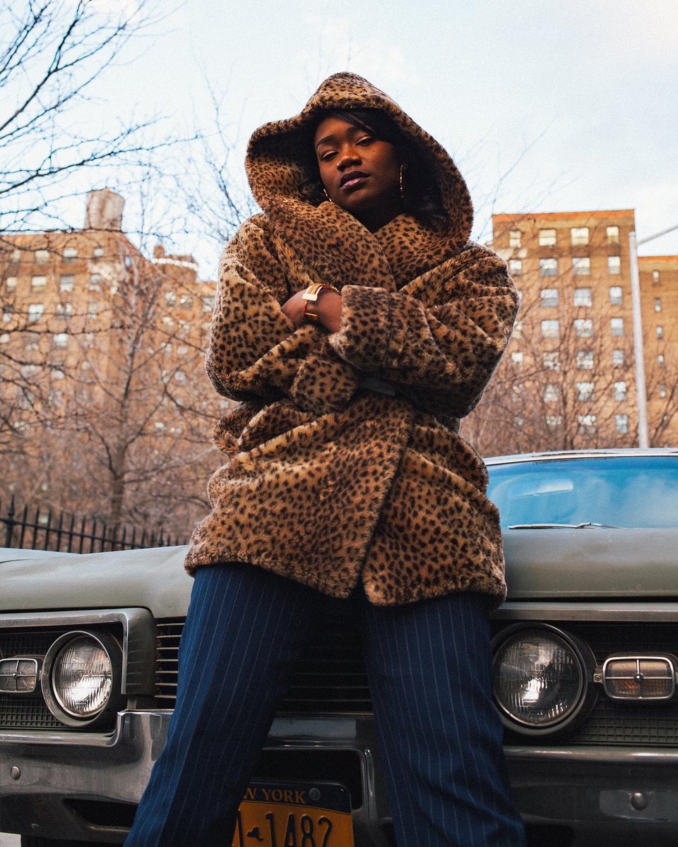 fwmkibwe's tweet photo. Portraits with Aeon,
Fort Greene, Brooklyn.
📷: @fwmkibwe 
🙎🏿‍♀️: @TopModelAeon https://t.co/oJqFAe4WkE