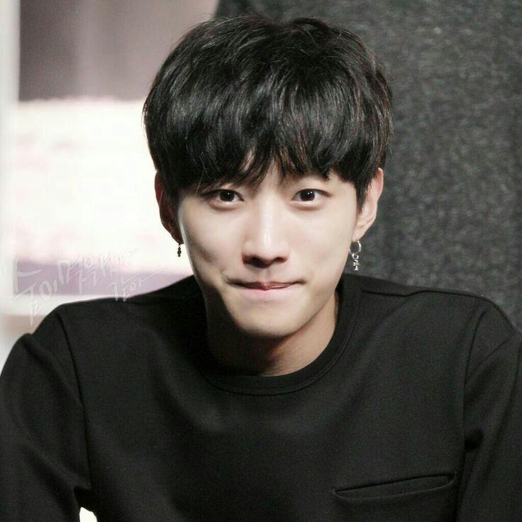 Yoo Jiho tweet media