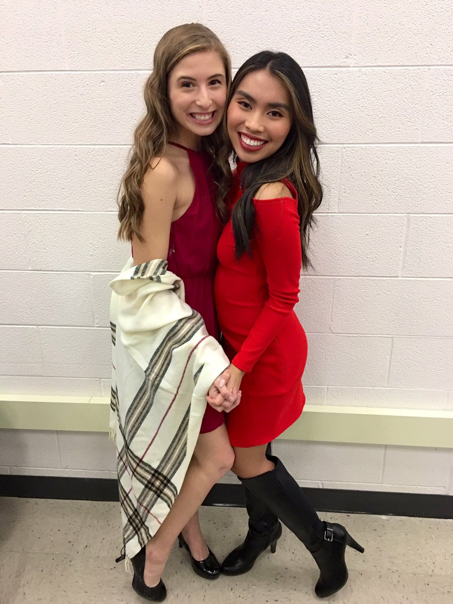 cbenson2001's tweet photo. happy birthday to my bestie💛 I'm forver thankful to have you in my life &amp; for all the memories we share! I love you X1000💋💋 https://t.co/mqM6ijyaJZ