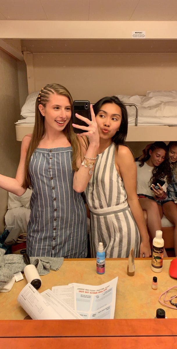 cbenson2001's tweet photo. happy birthday to my bestie💛 I'm forver thankful to have you in my life &amp; for all the memories we share! I love you X1000💋💋 https://t.co/mqM6ijyaJZ