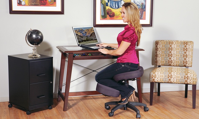 The perfect kneeling chair improves your posture, and it reduces your lower back pain. This kneeling provides complete back support, which develops your core muscles. Our article helps you to choose the best kneeling chair for you. bunjobungeechair.com/top-10-best-kn… #Kneelingchair #Chair
